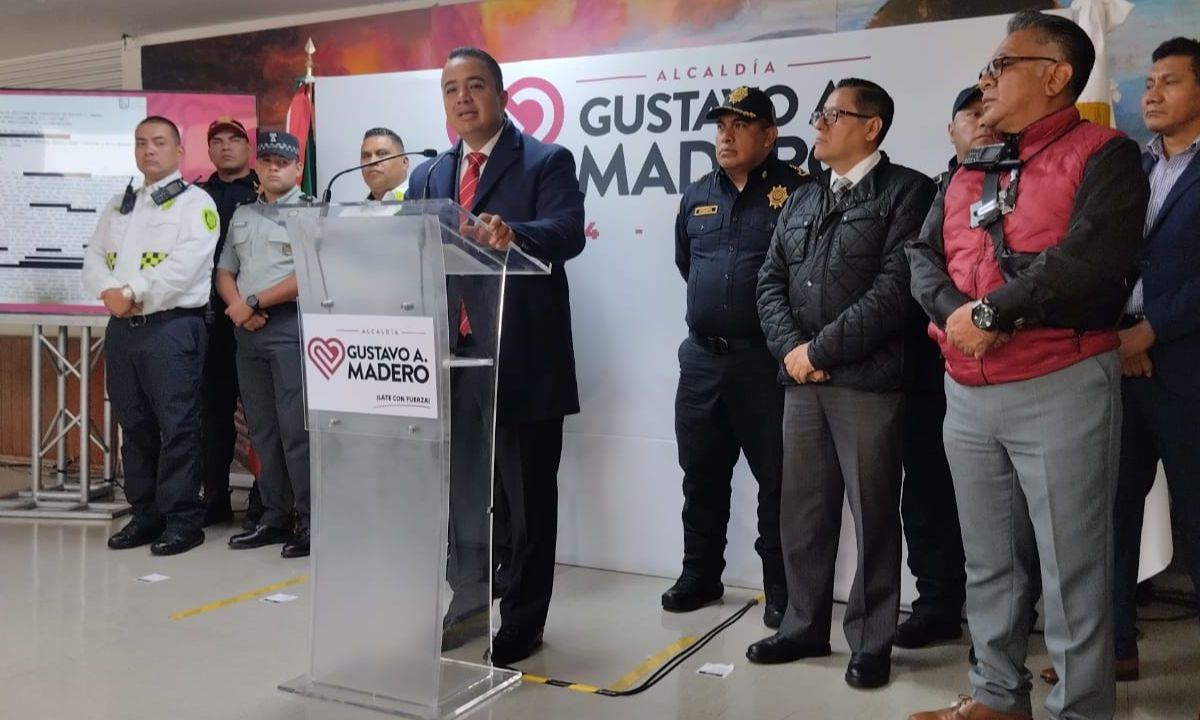 Advertencia. Alcalde de Gustavo A. Madero negó intimidarse ante mensajes de quienes se niegan a una regularización de actividades en vía pública.