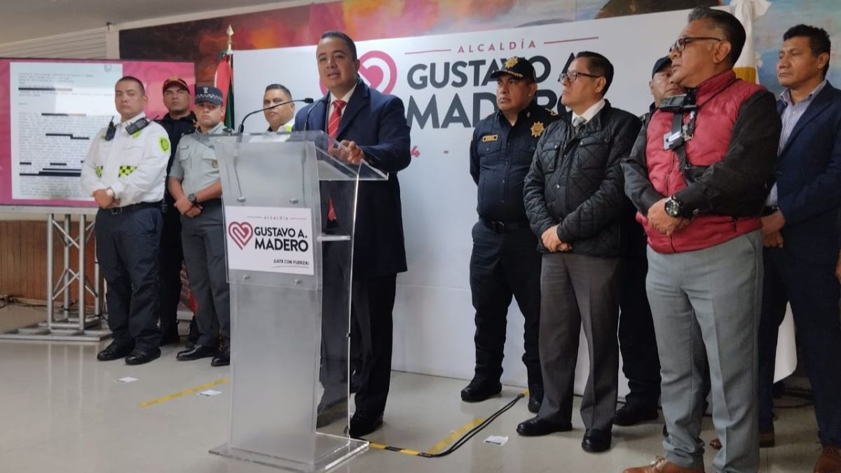 Advertencia. Alcalde de Gustavo A. Madero negó intimidarse ante mensajes de quienes se niegan a una regularización de actividades en vía pública.