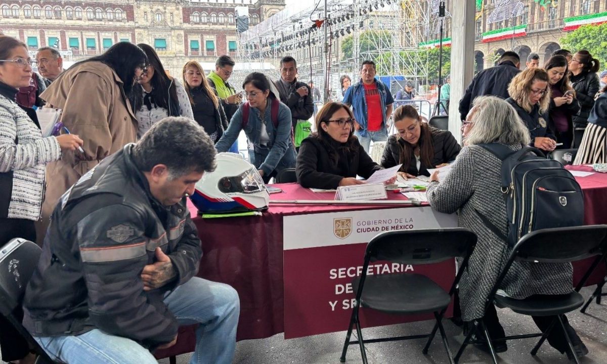 Acciones. En el nuevo programa de atención ciudadana, estarán abogados y doctores para brindar ayuda y orientación a los asistentes.