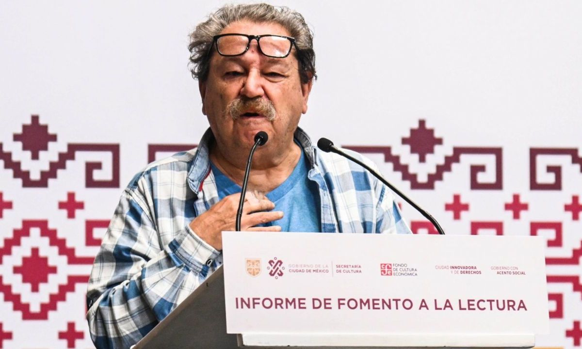 Labor. Paco Ignacio Taibo II, director general del FCE, destacó la importancia de garantizar el acceso a los libros.