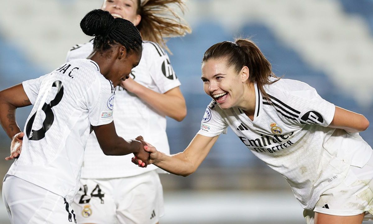 Real Madrid se resarció de la derrota inaugural ante el Chelsea aplastando 4-0 al Celtic escocés este jueves