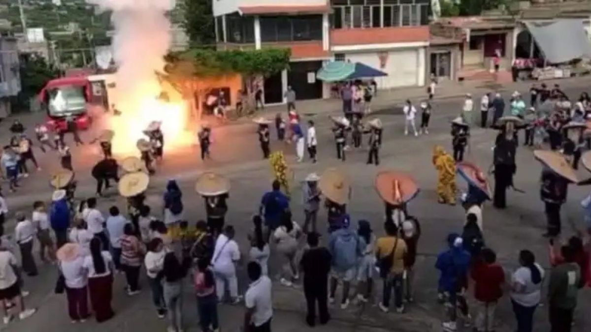 ACCIDENTE. Los habitantes participaban en la festividad de San Rafael Arcangel.