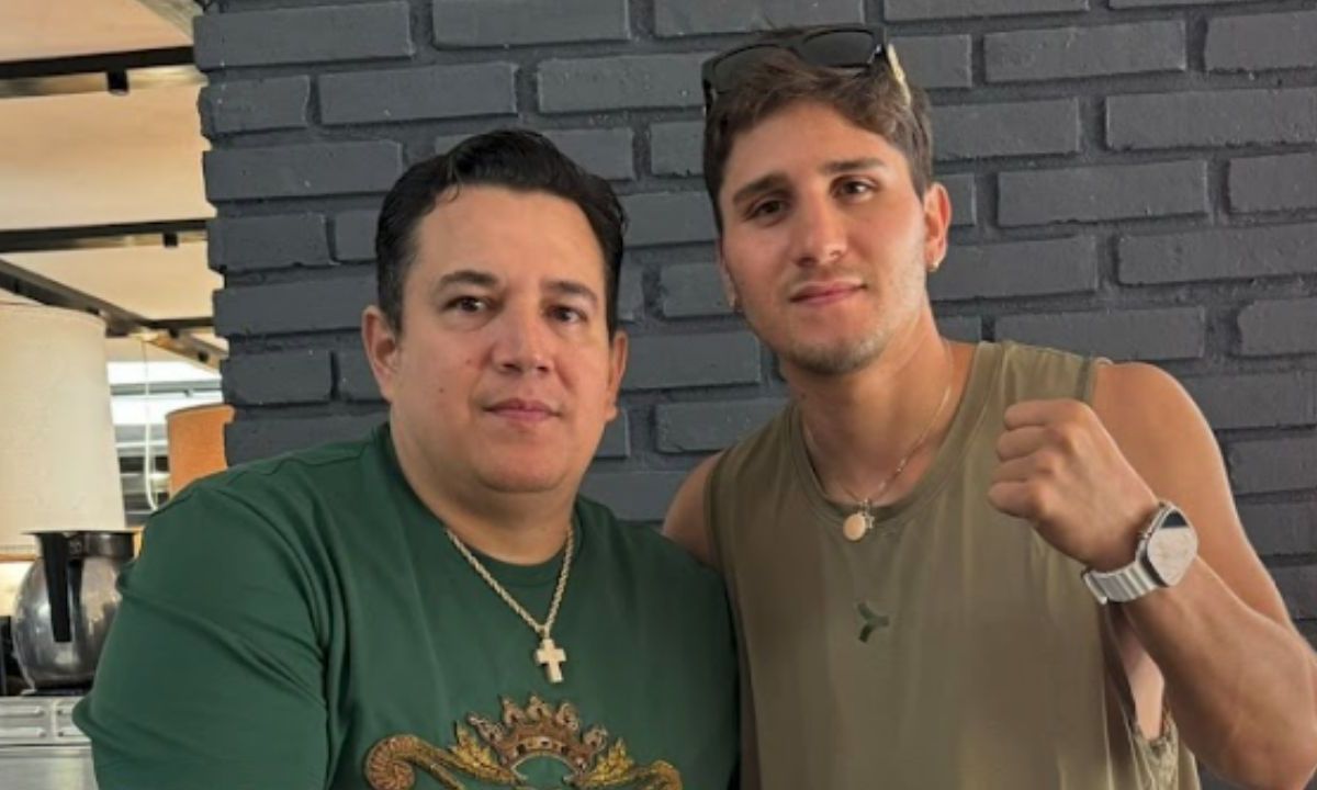 Marco Verde, ayer hizo el anuncio oficial de que el pugilista sinaloense ahora formará parte del Canelo Team