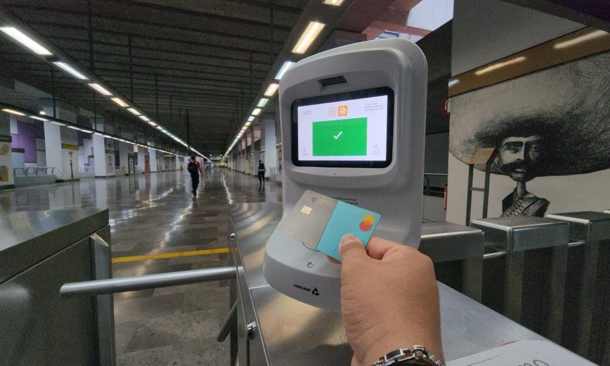 Tecnología. Los usuarios pueden acceder al STC a través de tarjetas bancarias sin contacto o a través de billeteras electrónicas como una opción adicional a la tarjeta de Movilidad Integrada. 