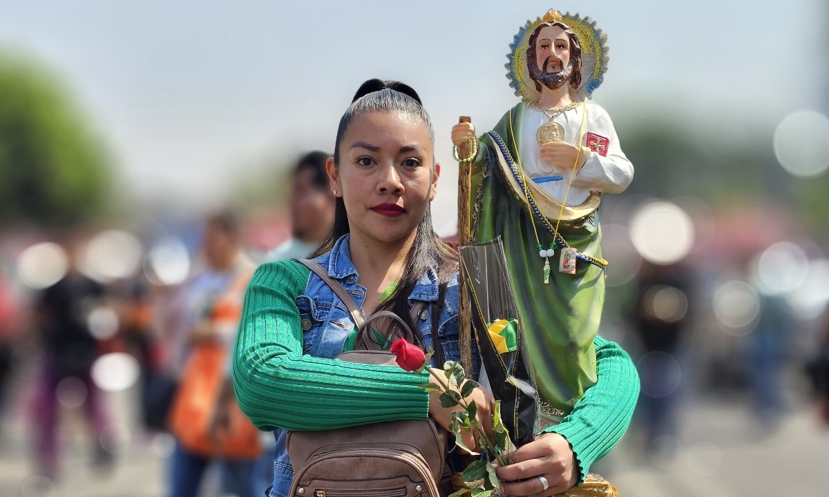 Foto: Rodrigo Cerezo | Como cada año, creyentes de San Judas Tadeo acudieron a la iglesia de San Hipólito en CDMX.