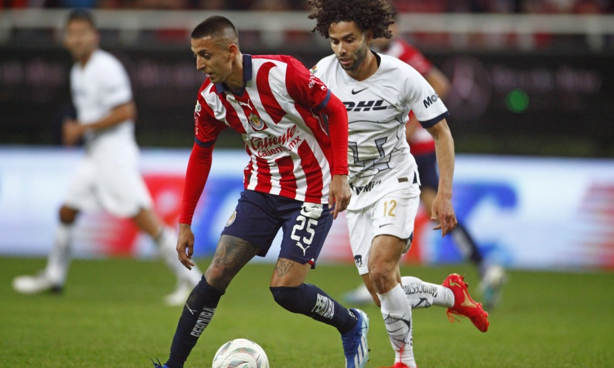 Chivas y Pumas, el partido de la Jornada, se enfrentan en el Estadio Akron