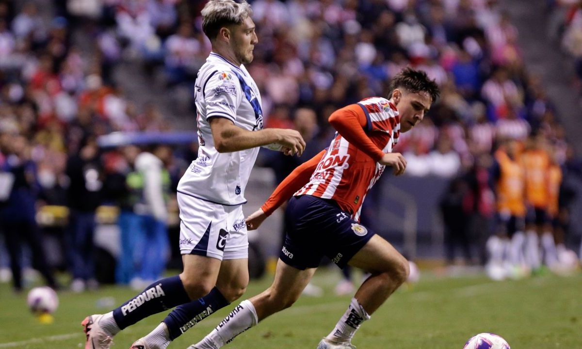 Puebla venció a Chivas en el arranque de la Jornada 14