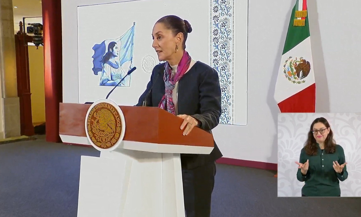 La presidenta Claudia Sheinbaum durante la conferencia matutina del 23 de octubre.