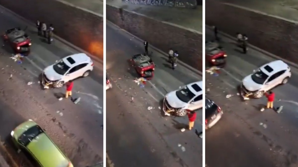 Un automóvil cayó del puente vehicular San Esteban en Periférico Norte