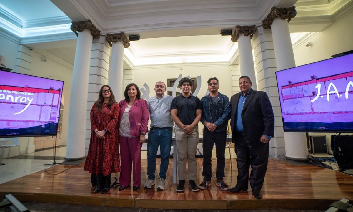 Marco Antonio Arce y Job Ramírez fueron reconocidos como ganadores de dos categorías de la VII Bienal de Pintura “José Atanasio Monroy”.