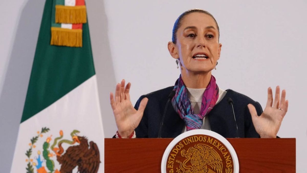 La presidenta Claudia Sheinbaum presentó la iniciativa de "supremacía constitucional" que indicó fortalecerá la Ley de Amparo.