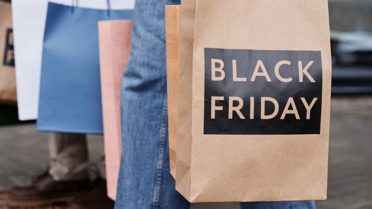 ¿Qué es y cuándo llega el Black Friday 2024 a México?