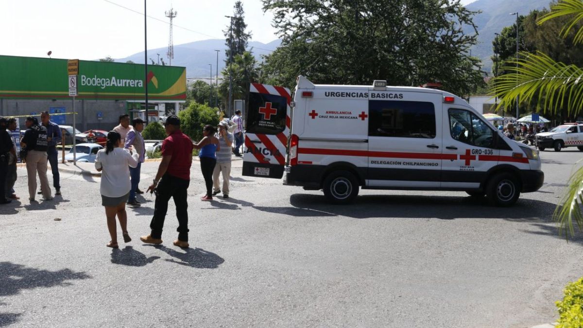 Manifestantes son atacados a tiros en Chilpancingo; hay 2 muertos.