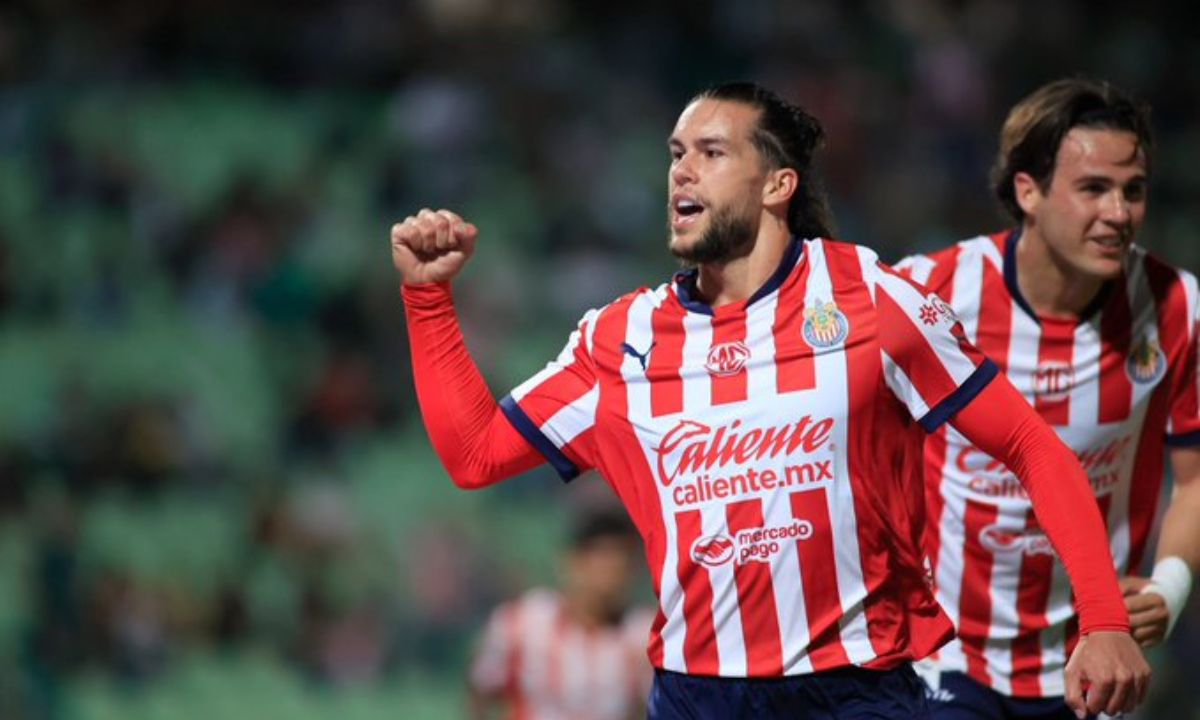 Consumada su séptima victoria del campeonato, las Chivas alcanzaron las 25 unidades