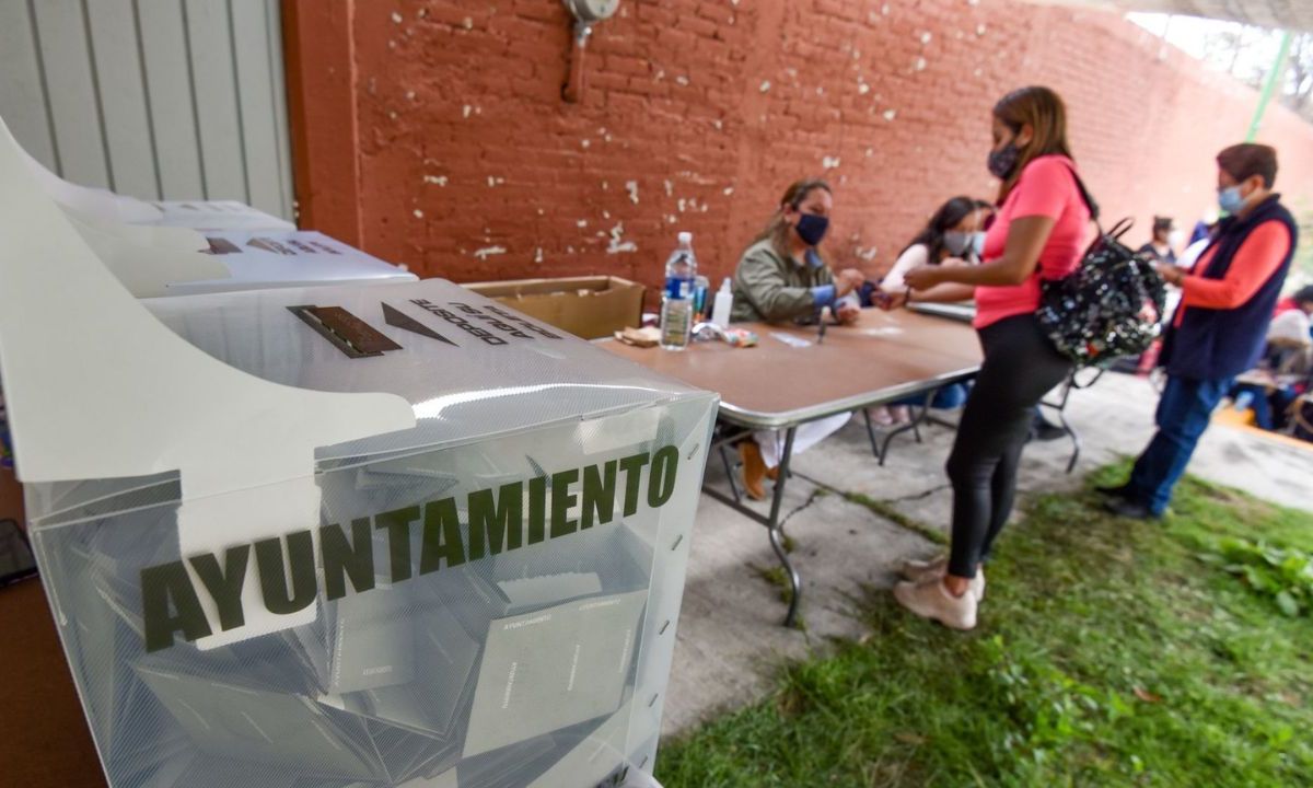 Poco más de 30 mil personas, 28 mil en Yucatán y más de 3 mil en Tlaxcala, tuvieron la oportunidad de ejercer su derecho al voto.