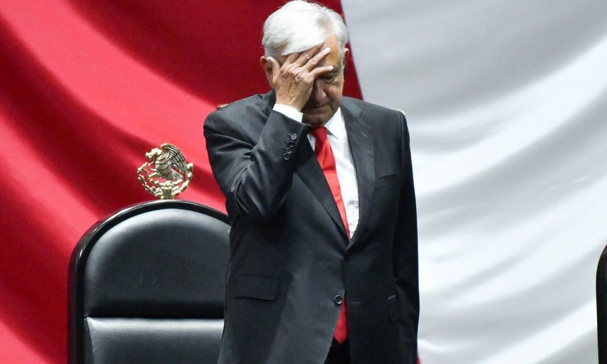 AMLO en sesión