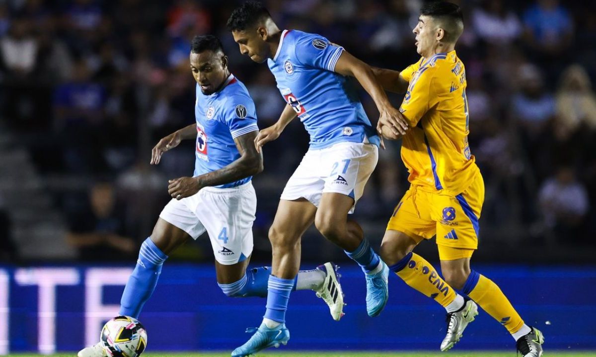 En un partido intenso en el estadio Ciudad de los Deportes, Cruz Azul empató 1-1 ante Tigres en la Jornada 17 del Apertura 2024.