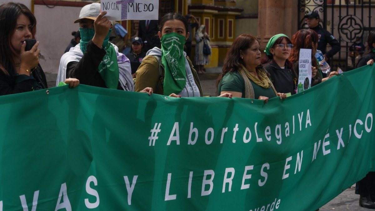 Feministas piden la despenalización del aborto