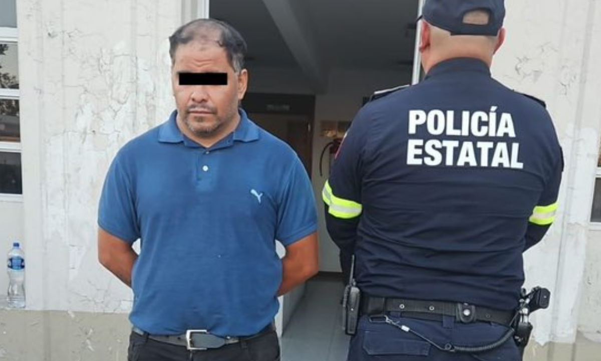 El hombre, identificado como Héctor "N" de 43 años de edad, fue trasladado a la Agencia del Ministerio Público correspondiente.