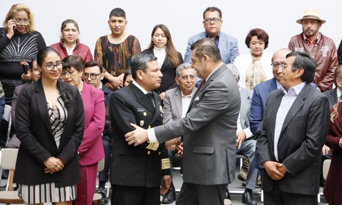 El vicealmirante Francisco Sánchez González fue designado titular de la SSC de puebla, para la nueva administración de Alejandro Armenta.