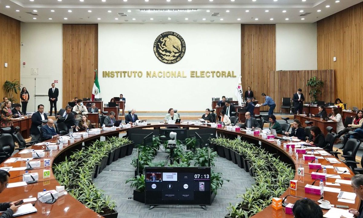 Se llevó a cabo la Sesión Ordinaria en el Instituto Nacional Electoral.