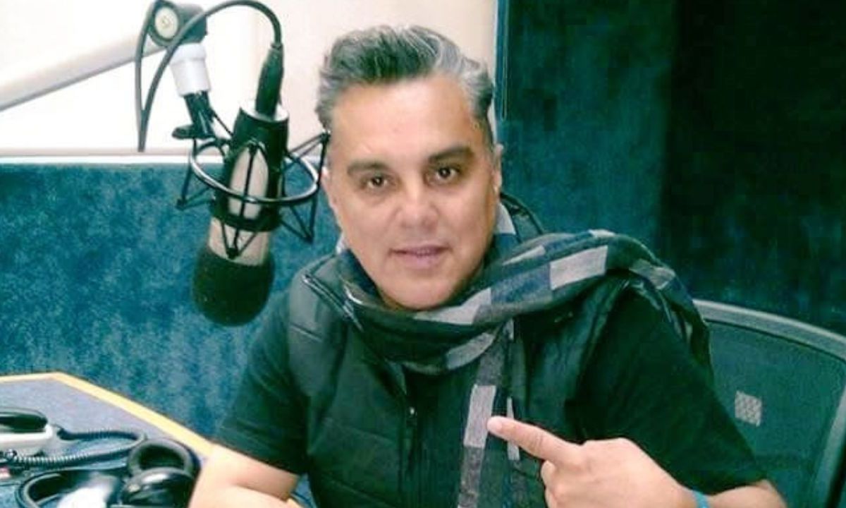 El conocido locutor, Julio Cesar González, falleció el sábado 23 de noviembre en Monterrey, Nuevo León, luego de varios días hospitalizado.