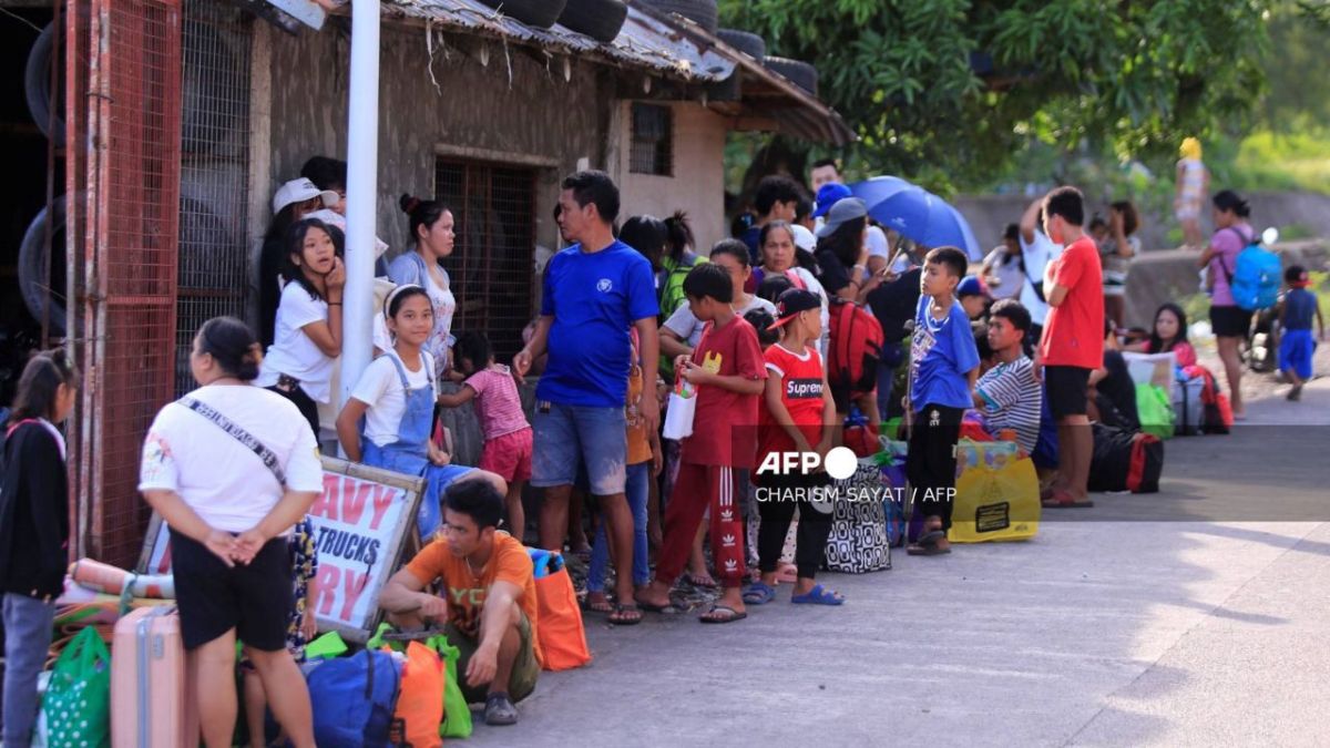 El organismo meteorológico estatal de Filipinas informó que una poderosa tormenta se convirtió este sábado en el supertifón Man-yi.