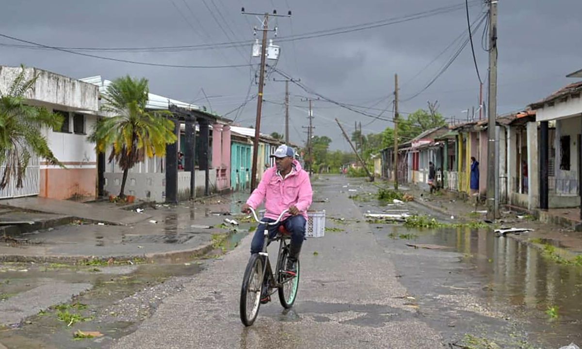 DESASTRE. La situación de emergencia en Cuba, agravada por la crisis, refleja la vulnerabilidad del país ante fenómenos naturales y la falta de recursos