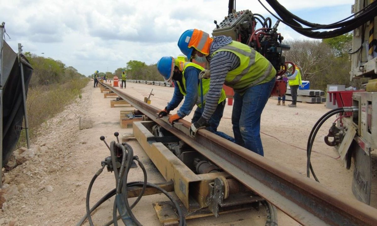 EVALUACIÓN. Ingenieros quintanarroenses lamentan que no los hayan convocado desde el inicio del proyecto.