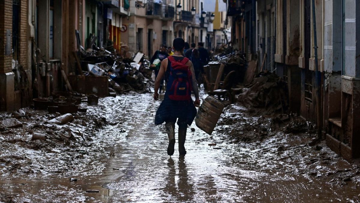 AFECTACIONES. La tormenta dejó devastación en el oeste, donde las autoridades avanzan en la recuperación de servicios