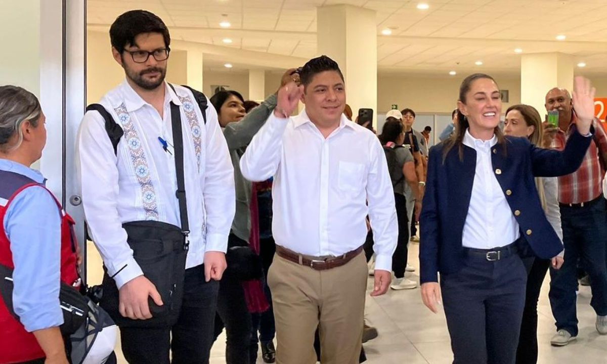 Ricardo Gallardo Cardona recibió esta mañana a la presidenta Claudia Sheinbaum Pardo, en el marco de su primera visita oficial al estado.