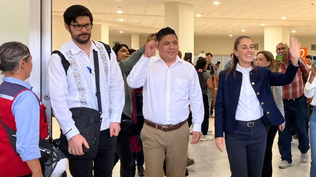 Ricardo Gallardo Cardona recibió esta mañana a la presidenta Claudia Sheinbaum Pardo, en el marco de su primera visita oficial al estado.