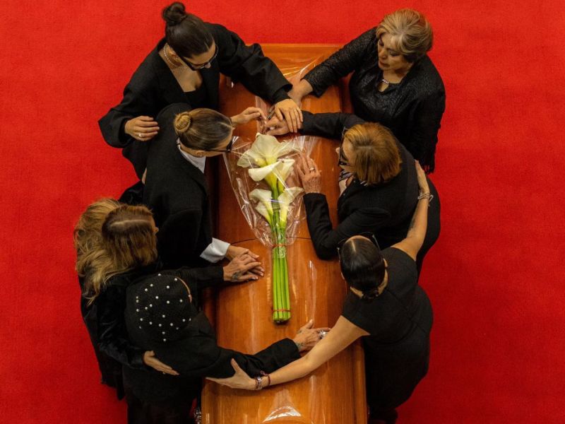 Despiden a Silvia Pinal en Bellas Artes