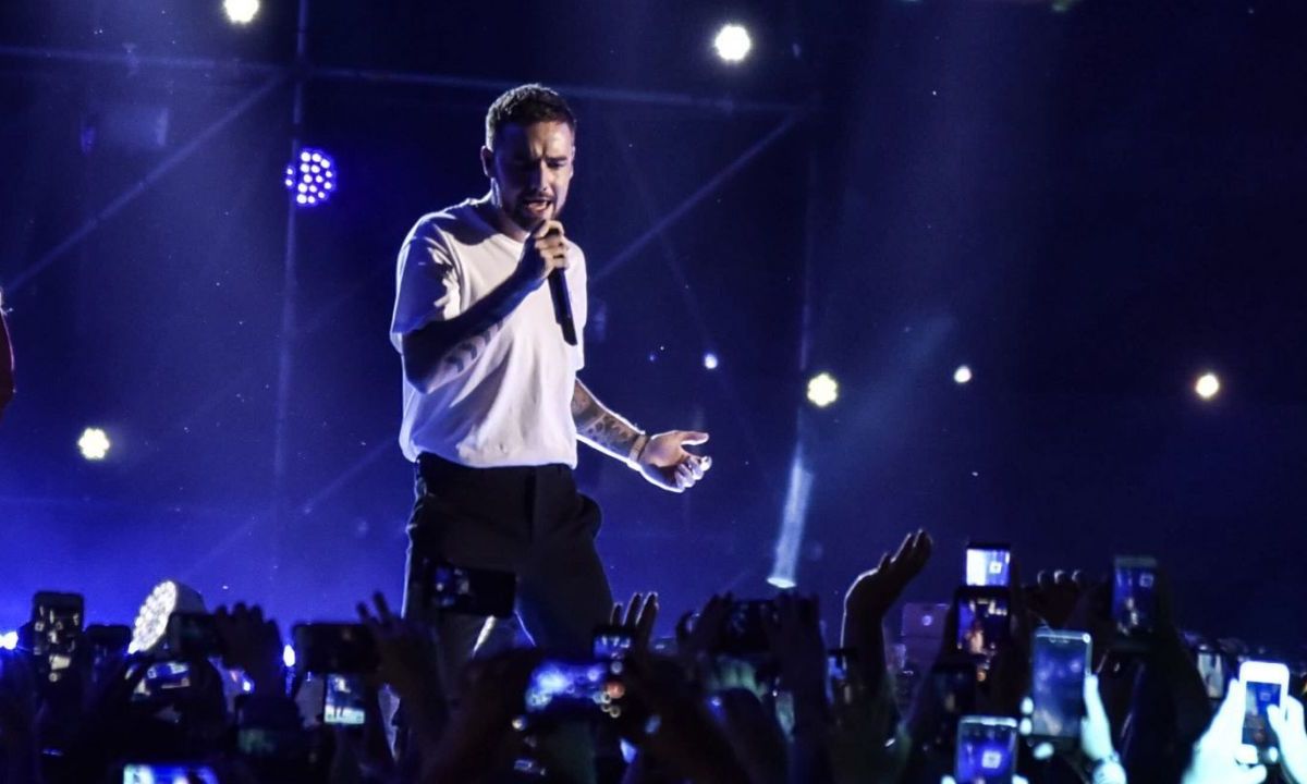 Liam Payne durante presentación en los MTV MIAW de México.