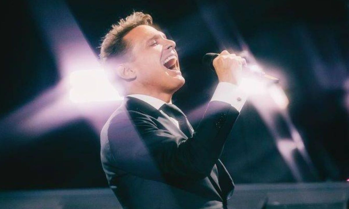 El cantante Luis Miguel canceló de nuevo un concierto, esta vez por el mal clima, sin embargo, anunció su reprogramación en diciembre.