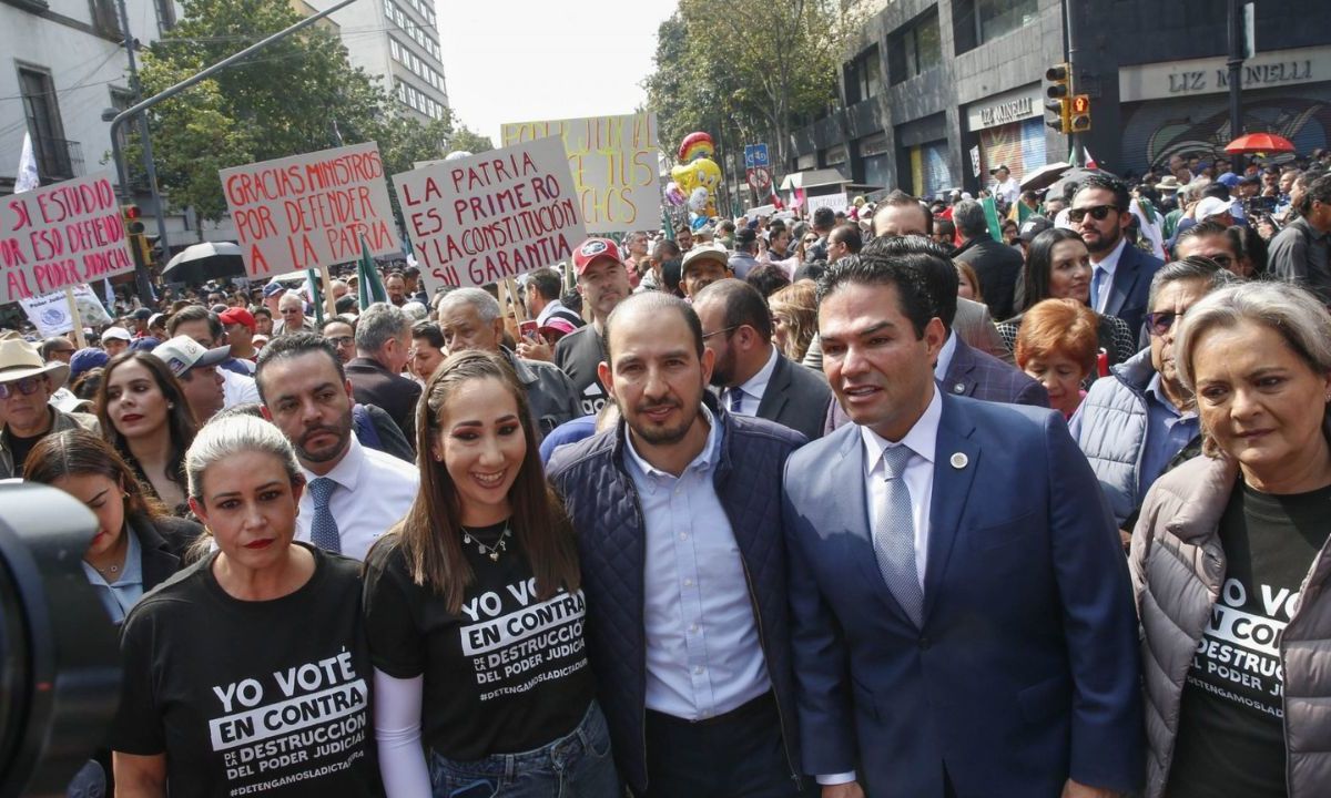 Marko Cortés y otros integrantes del PAN acudieron a la SCJN