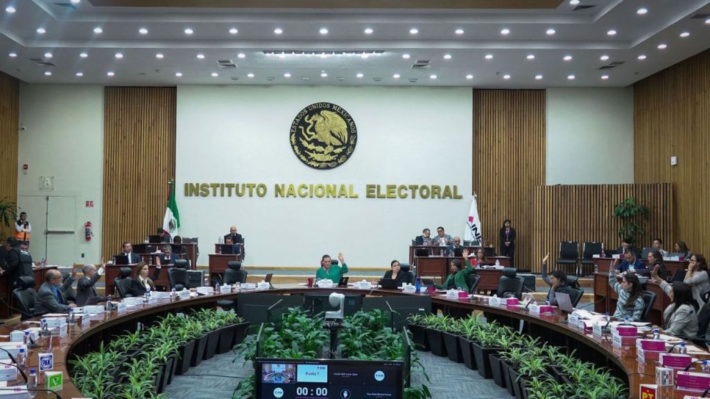 Pide INE que la elección de juzgadores sea en septiembre