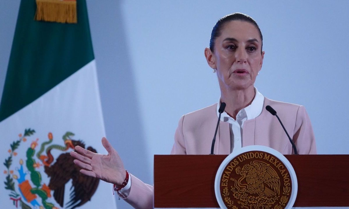 La presidenta de México durante su conferencia de prensa "Mañanera del pueblo"