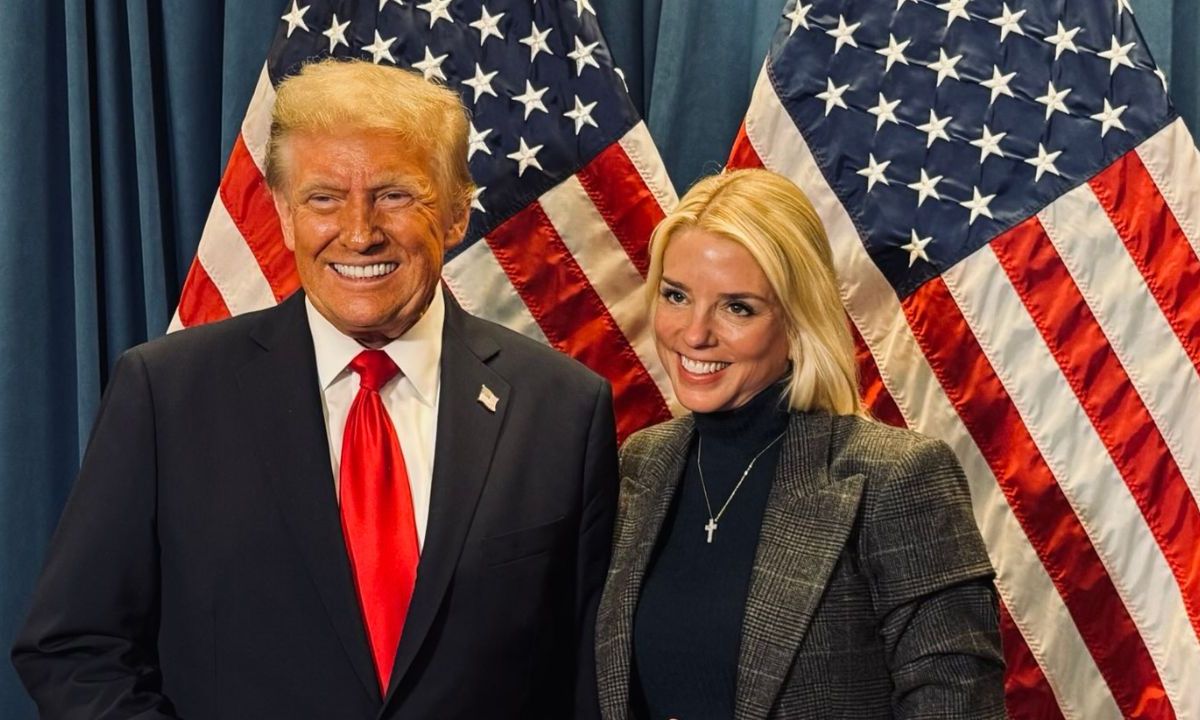 Donald Trump eligió a Pam Bondi, ex fiscal general de Florida, como la futura secretaria de Justicia para su administración presidencial.