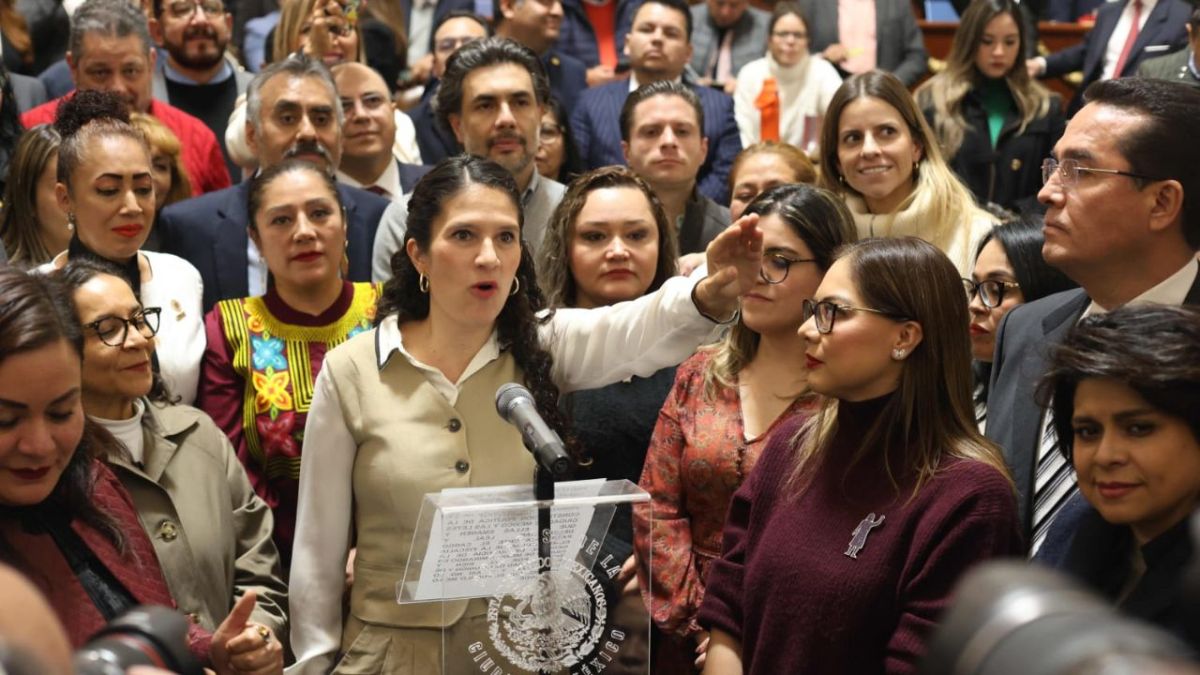 Bertha Alcalde es la nueva Fiscal de la Ciudad de México.