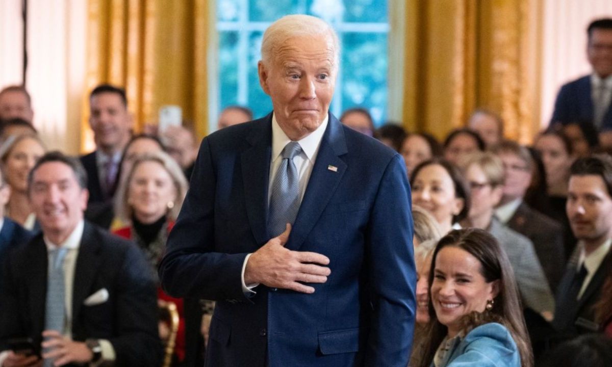 El presidente saliente Joe Biden conmutó las condenas de casi 1500 convictos e indultó a otros 39 sentenciados por delitos no violentos.