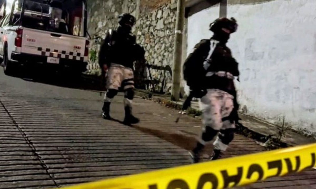 Asesinan a dos sujetos en bar en Guanajuato y dos mujeres resultaron heridas.