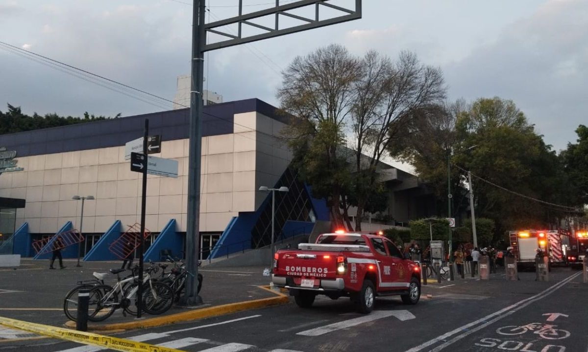 El bombero que resultó afectado por el incendio fue trasladado al hospital San Ángel Inn