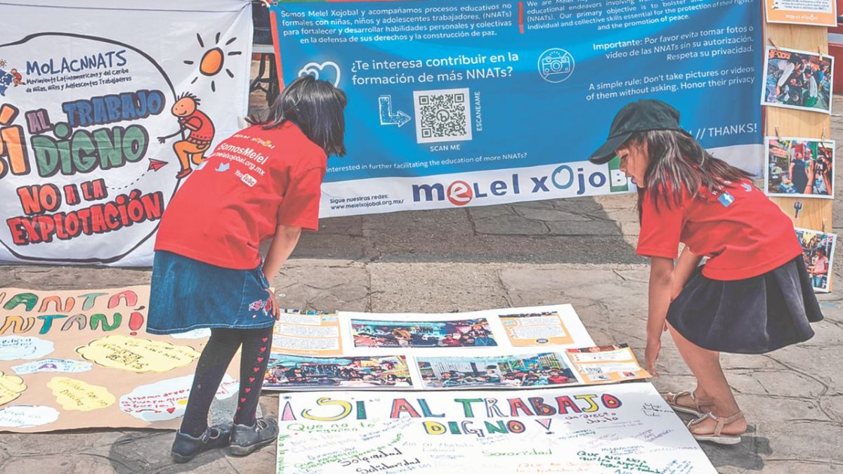 Niños, niñas y adolescentes en comunidades rurales chiapanecas, no disfrutan su infancia, debido a que son forzados a laborar.