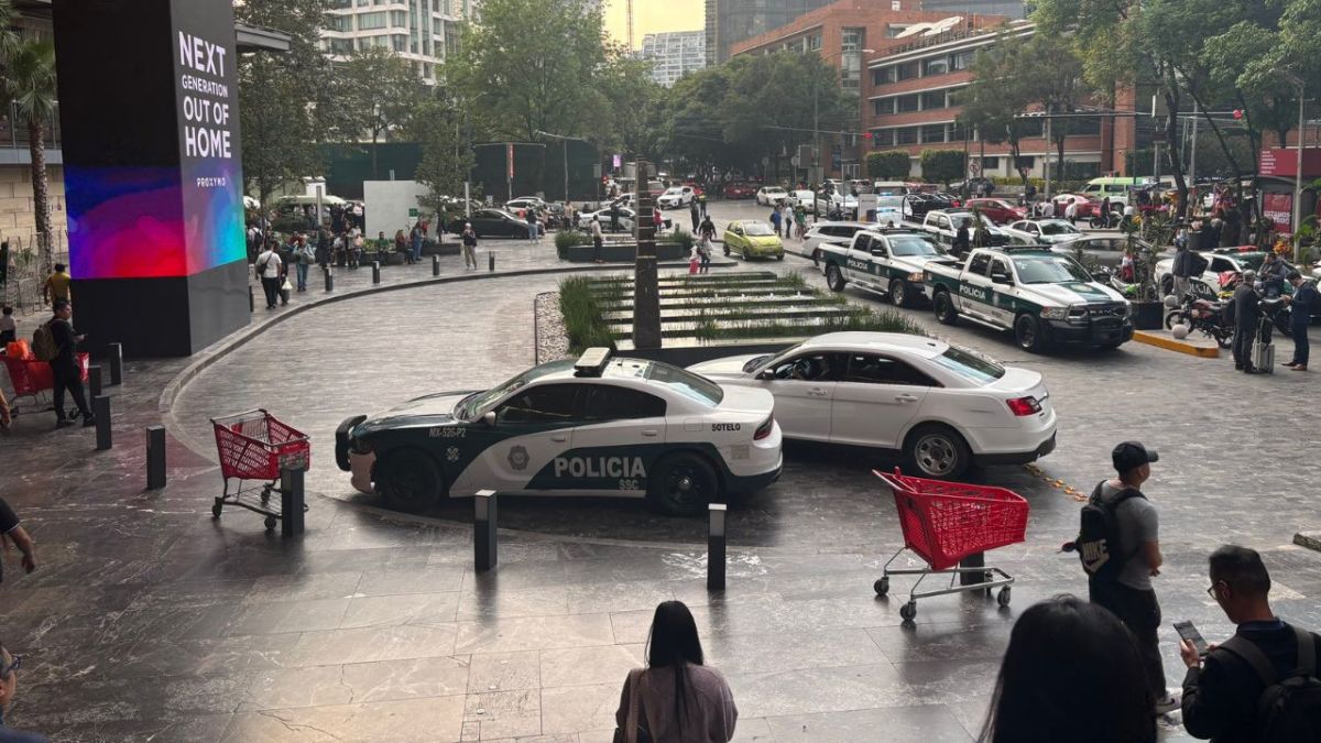 Reportan balacera en el centro comercial Miyana en Polanco