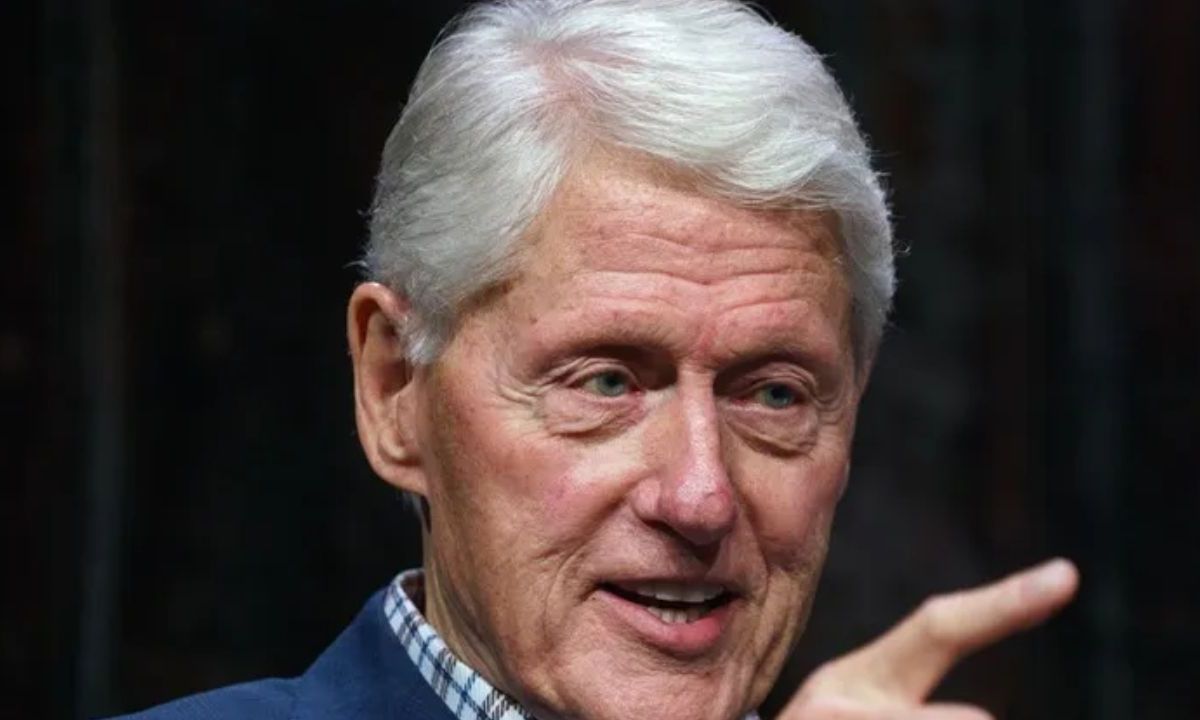 El expresidente de los Estados Unidos, Bill Clinton, fue dado de alta del hospital en vísperas de Nochebuena.