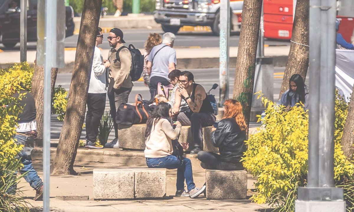 Cotidianos. Los espacios tolerados donde se adquiere y fuma cannabis, se han convertido en lugares comunes para la población.