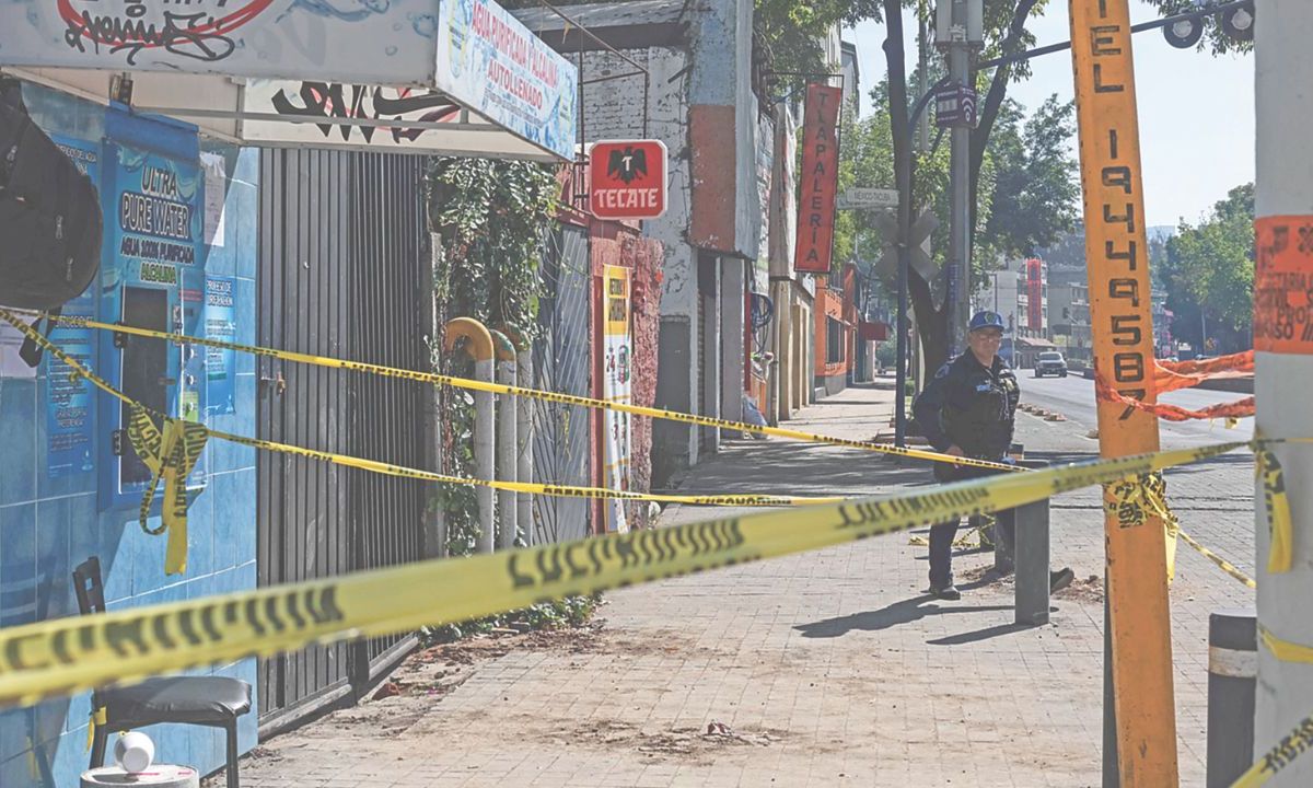 Alerta. Vecinos y comerciantes aseguraron que están a la espera de lo que determinó el Gobierno federal, sobre una posible expropiación.