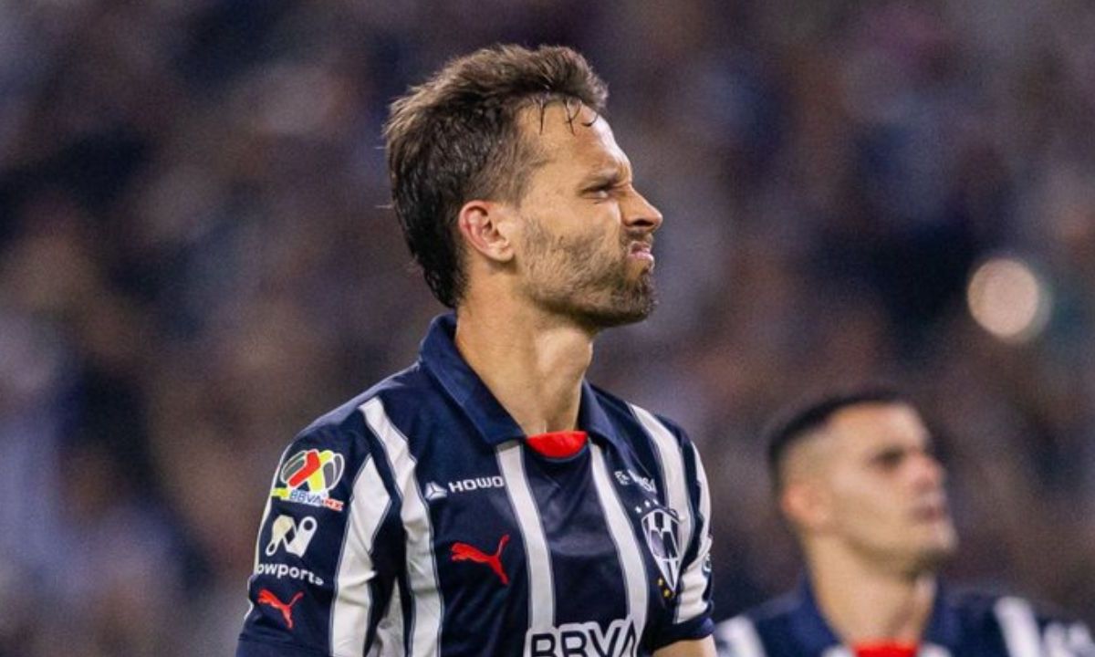 En las últimas cinco liguillas en las que se han enfrentado, Rayados ganó tres ocasiones en 2012, 2016 y 2019, por tres del América en 2013 y 2014