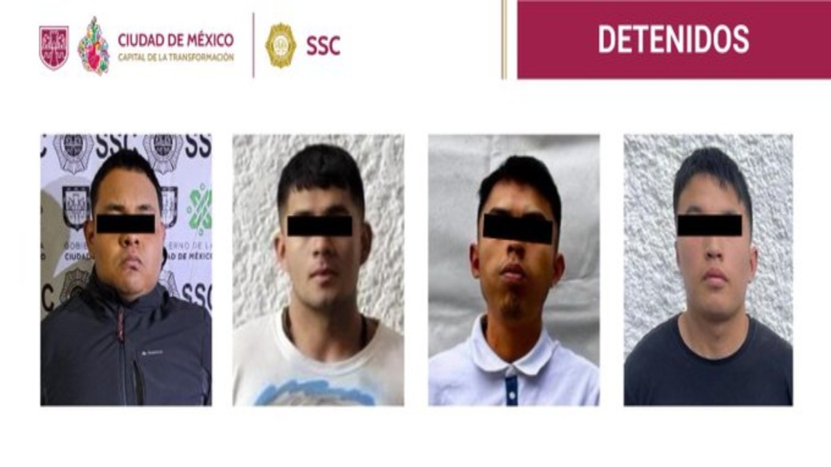 Foto: SSC/ Detienen a 4 sujetos por extorsión en el Centro Histórico de la Ciudad de México.